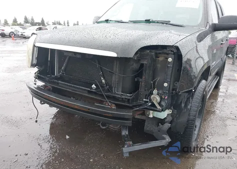 2009 GMC Yukon Slt1 z USA, uszkodzony, nr VIN 1GKFK33009R100825